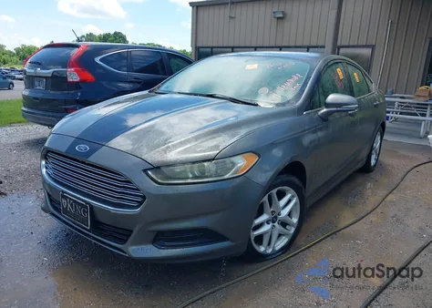 2013 Ford Fusion Se z USA, uszkodzony, nr VIN 3FA6P0HR1DR354064
